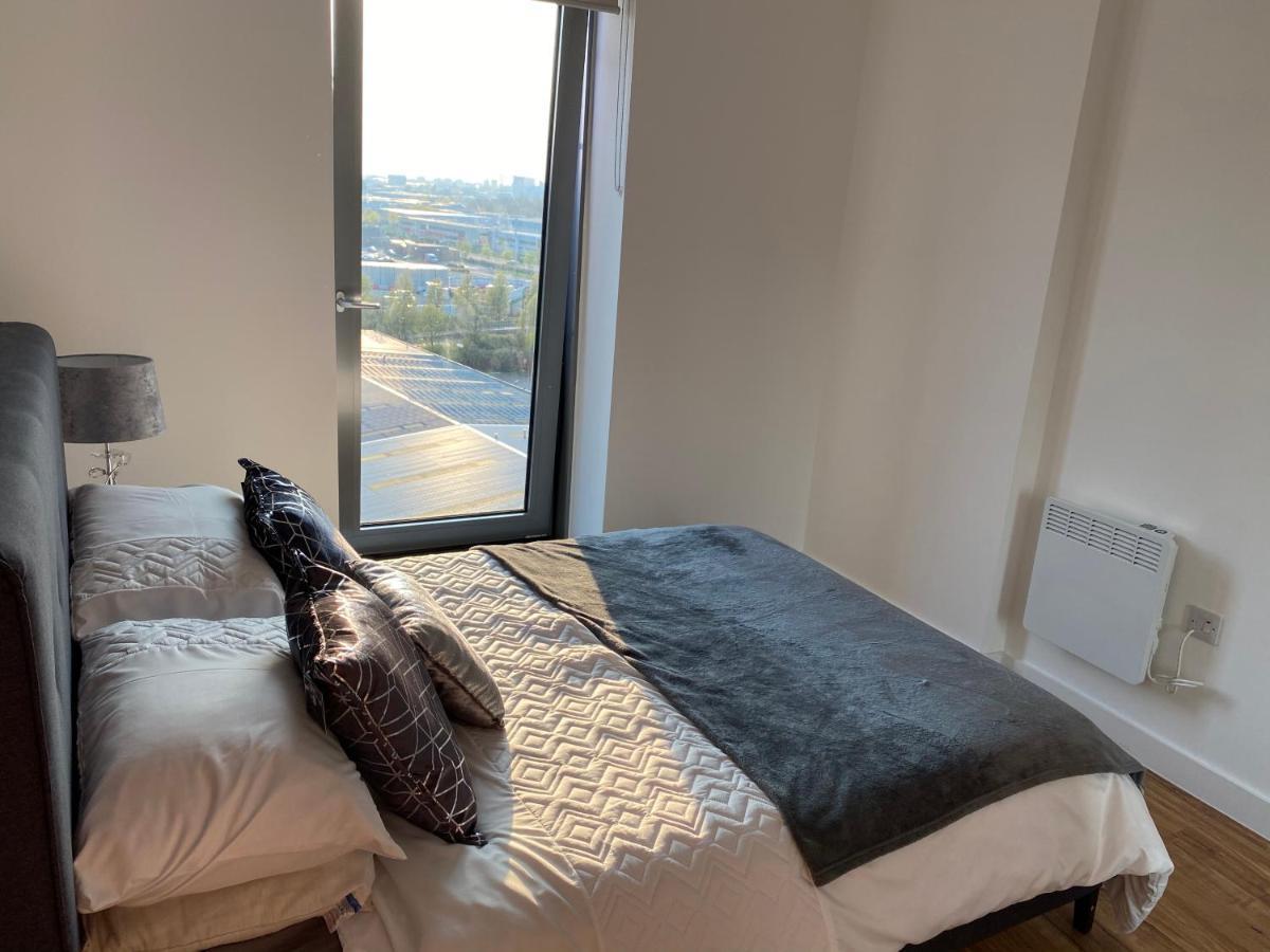 1 Bedroom Lovely In Salford Quays Free Street Parking Subject To Availability Apartamento Manchester