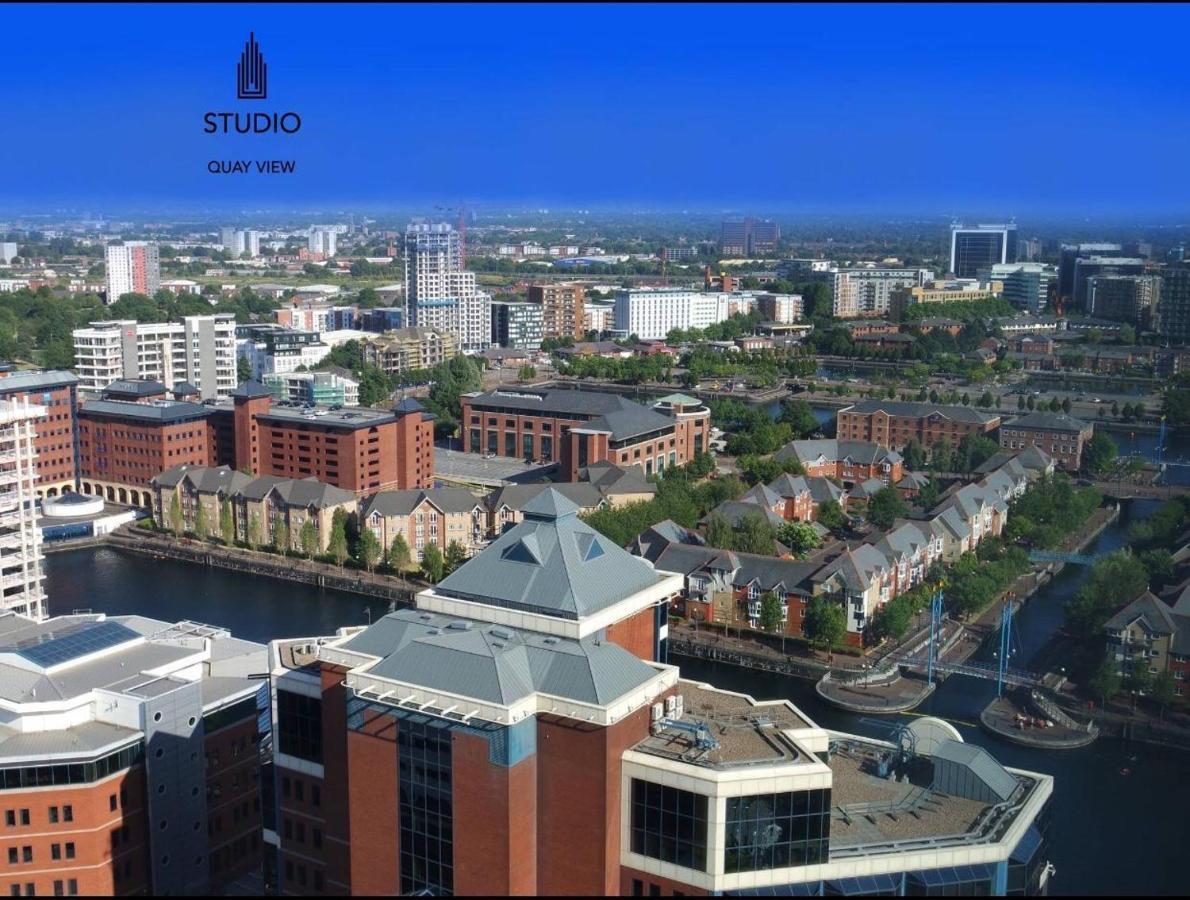Apartamento 1 Bedroom Lovely In Salford Quays Free Street Parking Subject To Availability